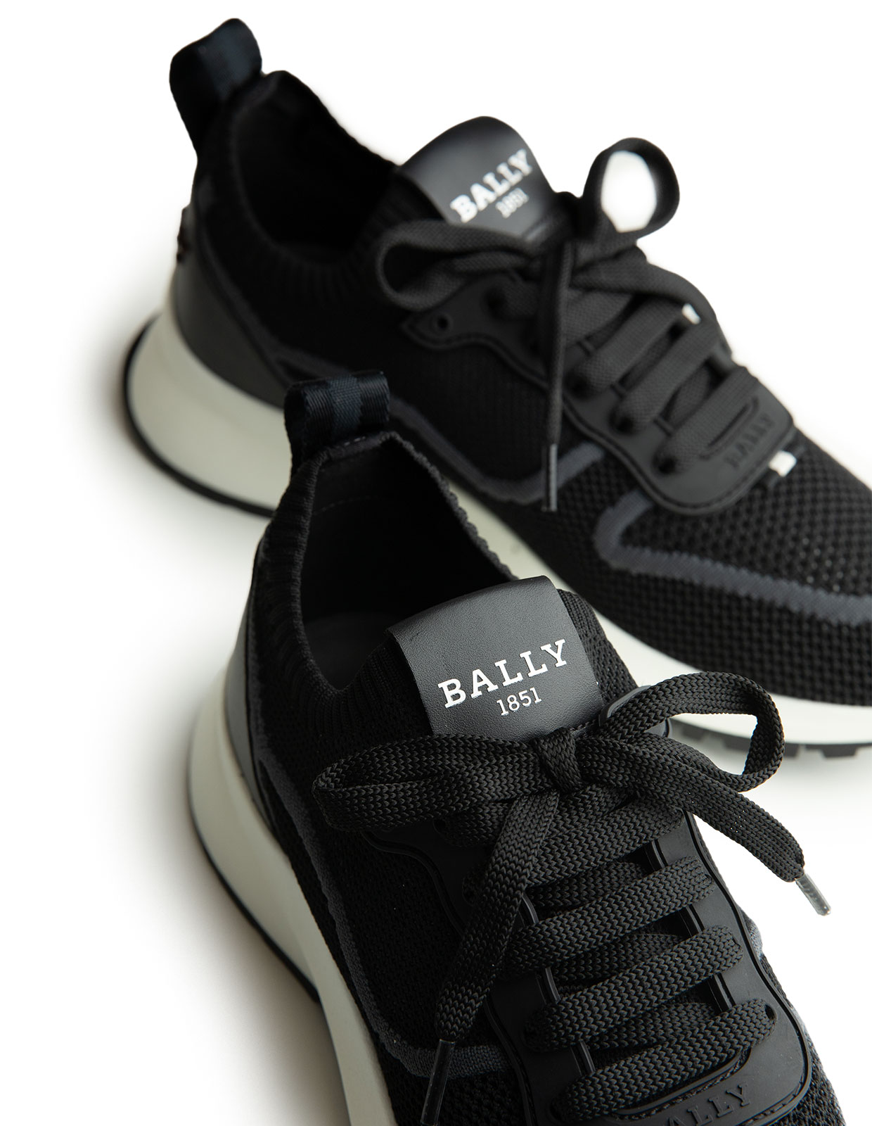 Davyn Sneakers Black/Garcone Stl 39