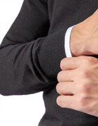 Tröja V-ringad Merinoull Svart S