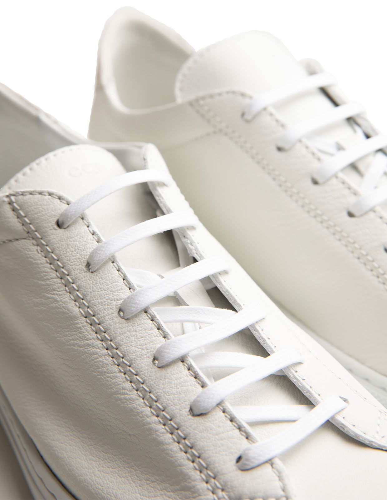 Racquet Unlined Leather Sneaker Vit 40