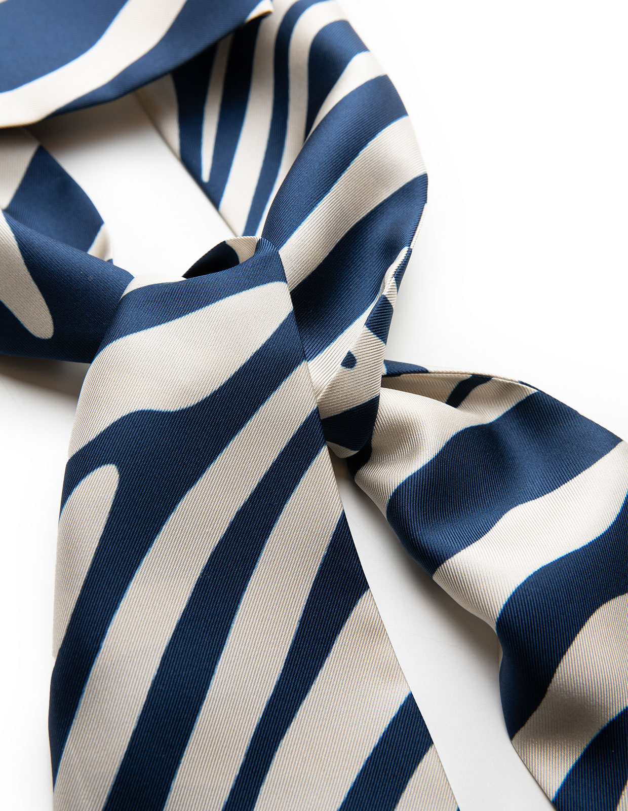 Twilly Scarf in Silk Navy