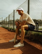 Racquet Unlined Leather Sneaker Vit