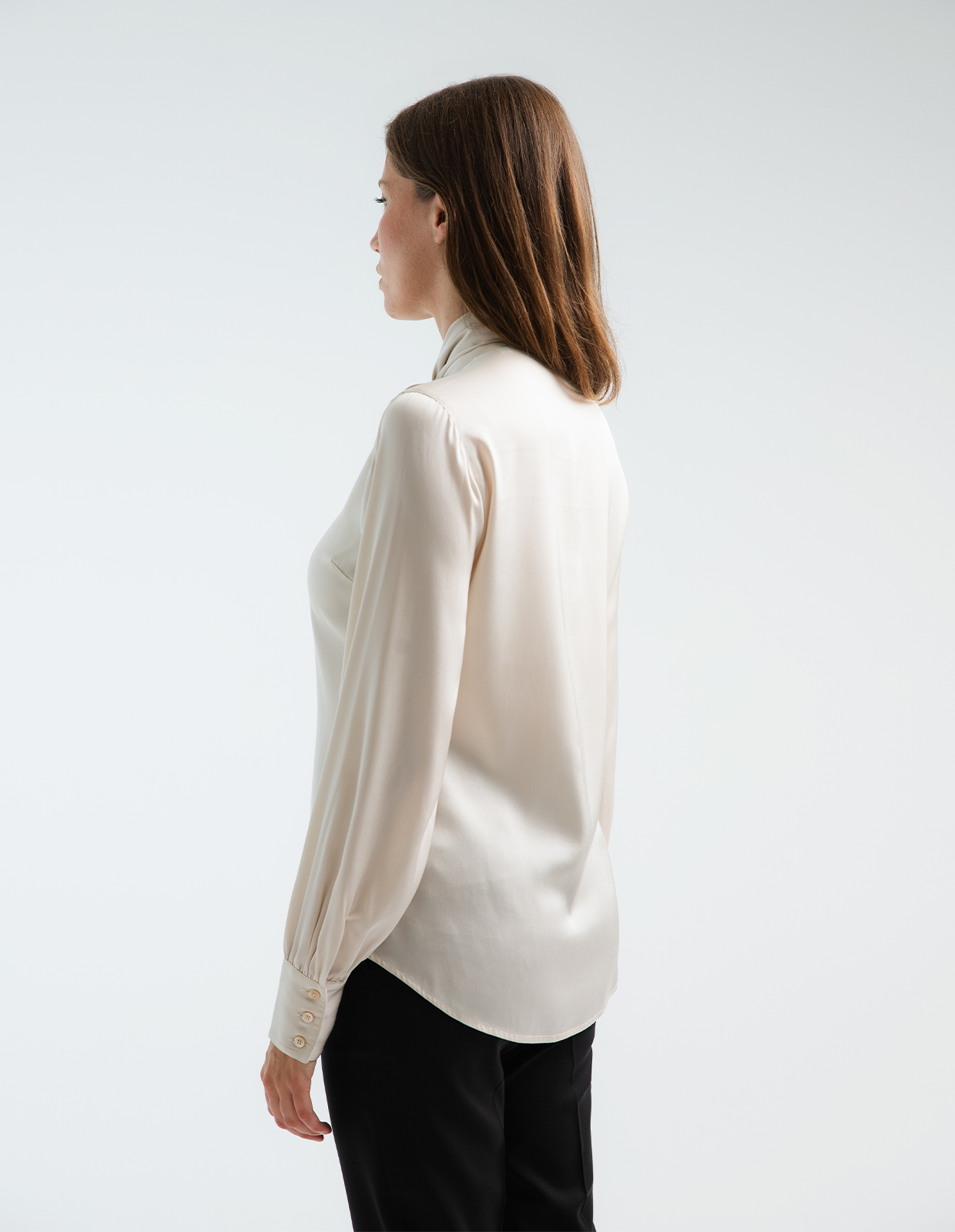 Selma Blus Siden Benvit