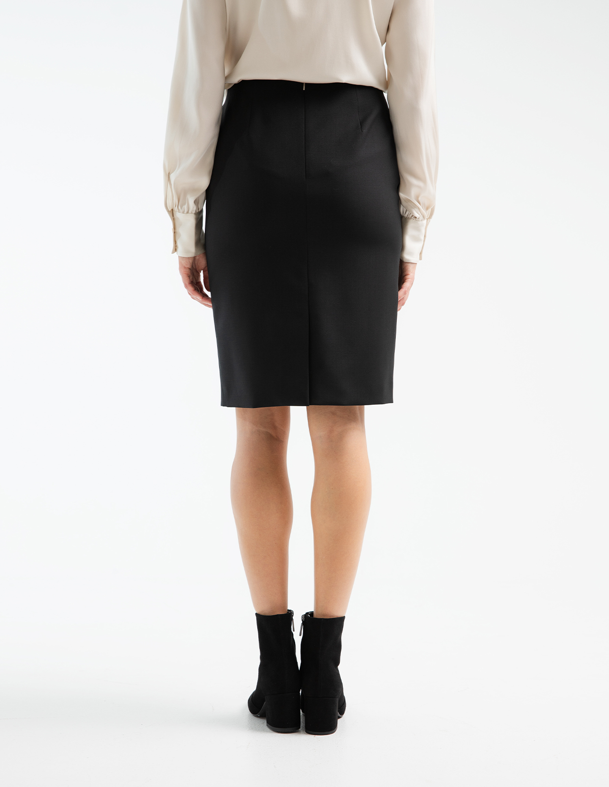 Vileah Kjol Svart Stl 44