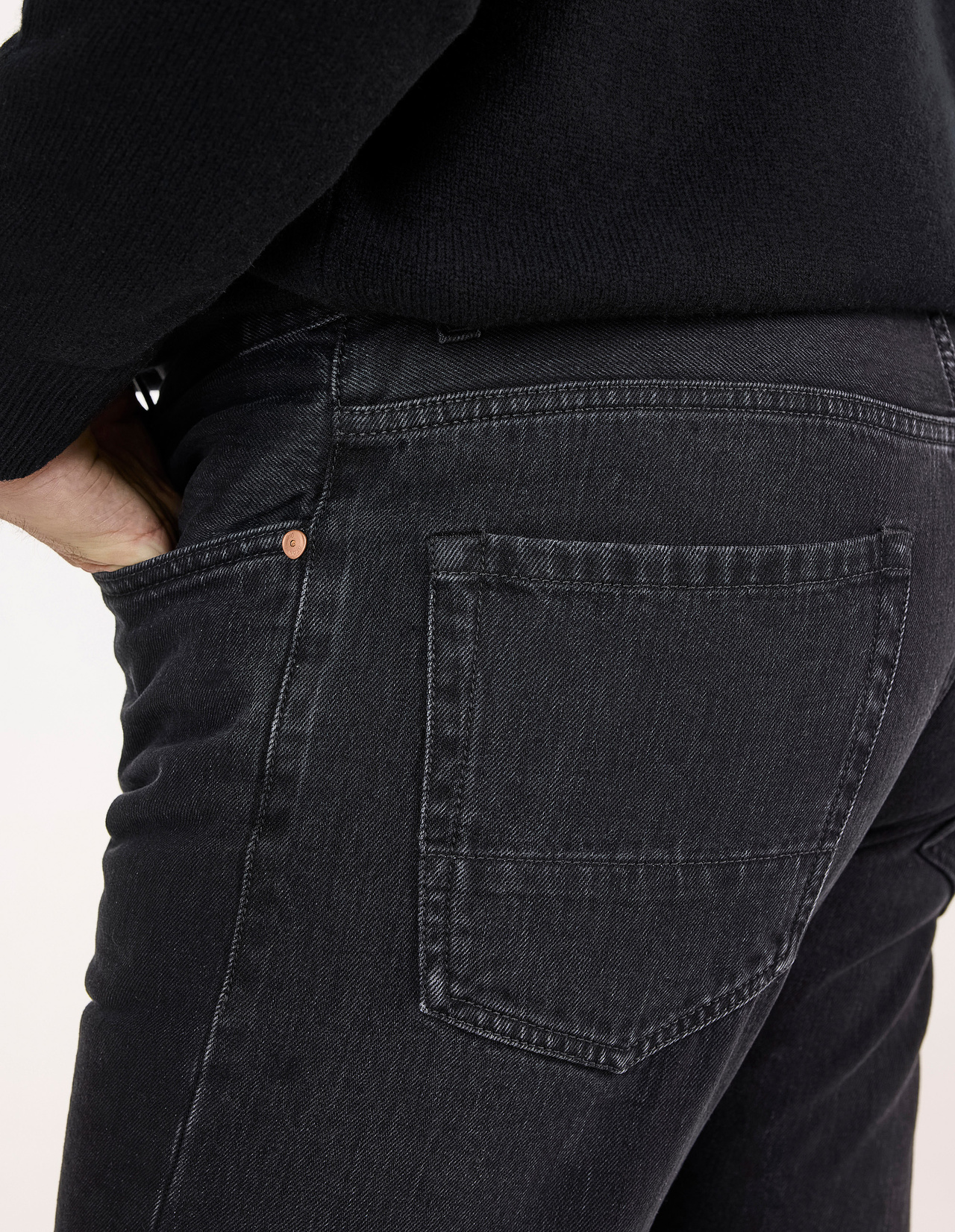 Davide Regular Jeans Svart 34"