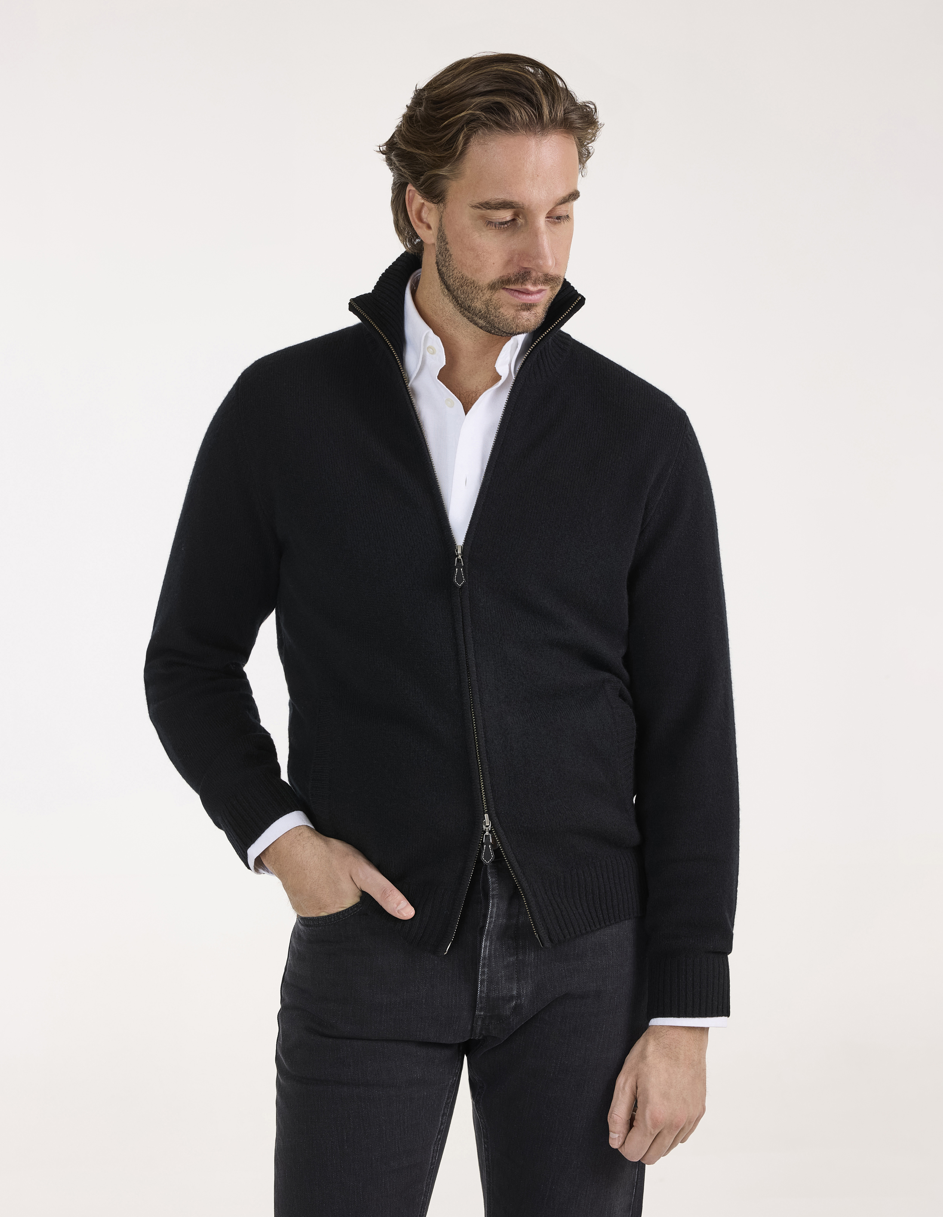 Ballater Cardigan Lammull Svart