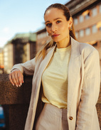 Helmi T-Shirt Linne Gul