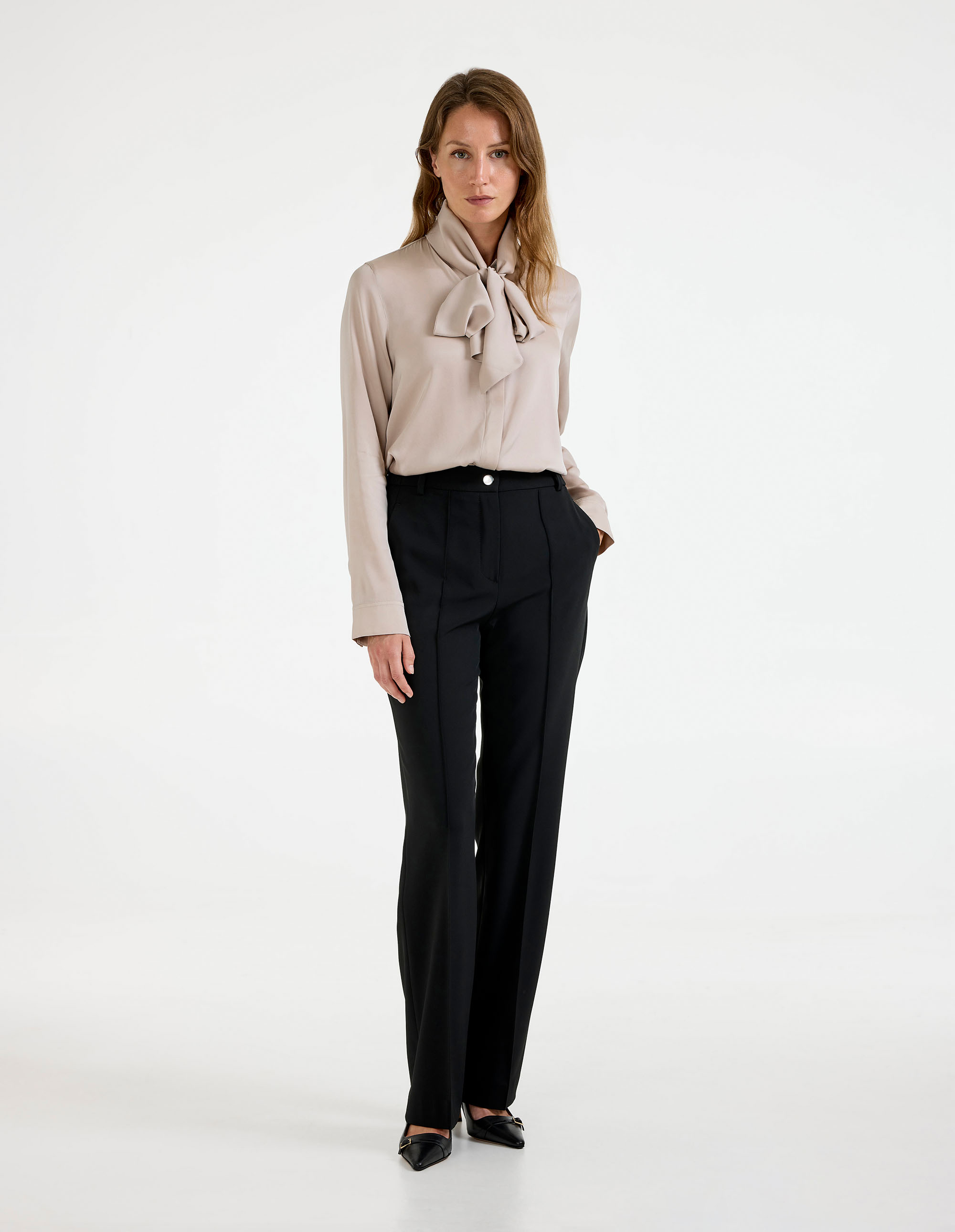 Miki Blouse Ljusbeige