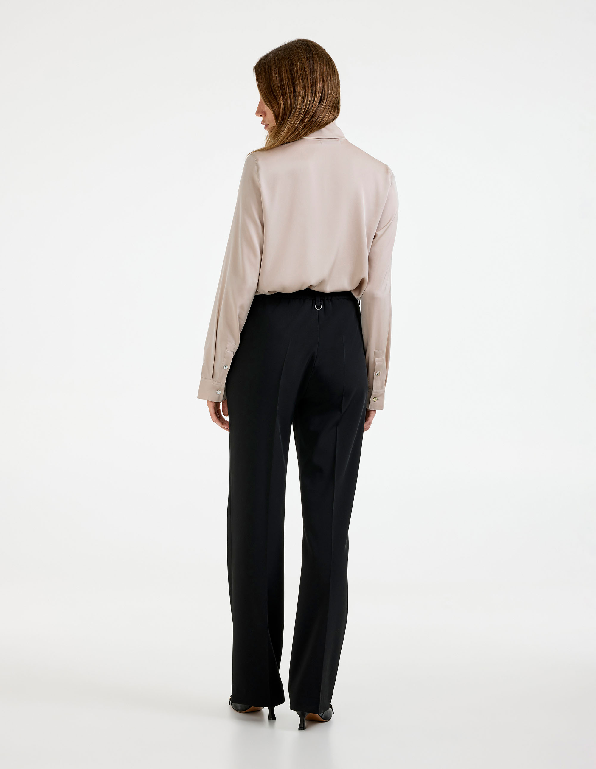 Miki Blouse Ljusbeige