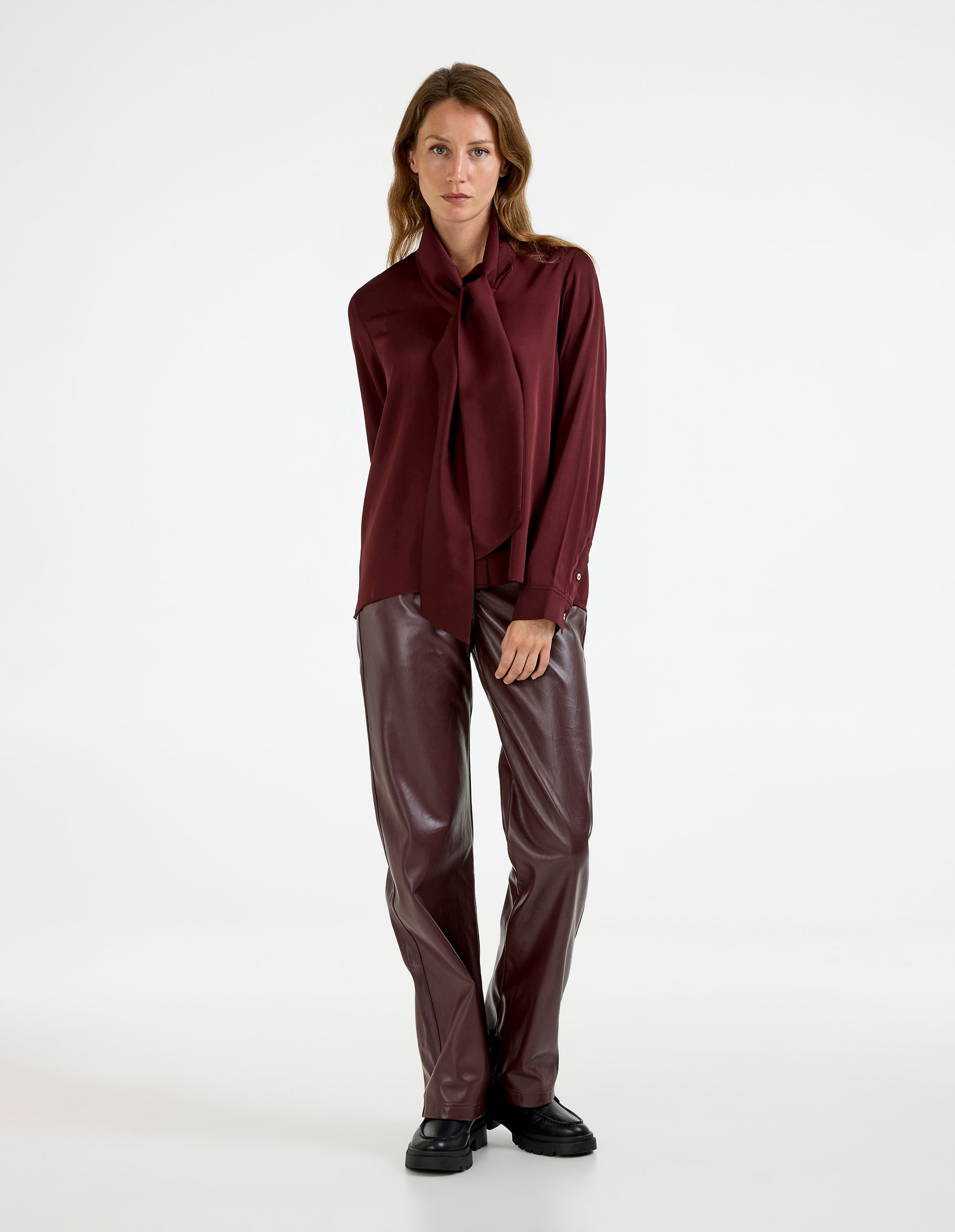Miki Blouse Burgundy