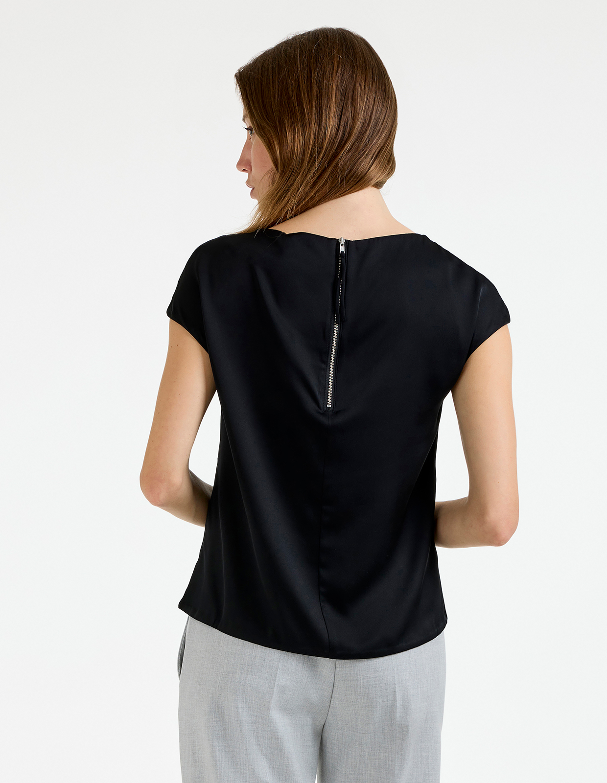 Yui Top Siden Svart