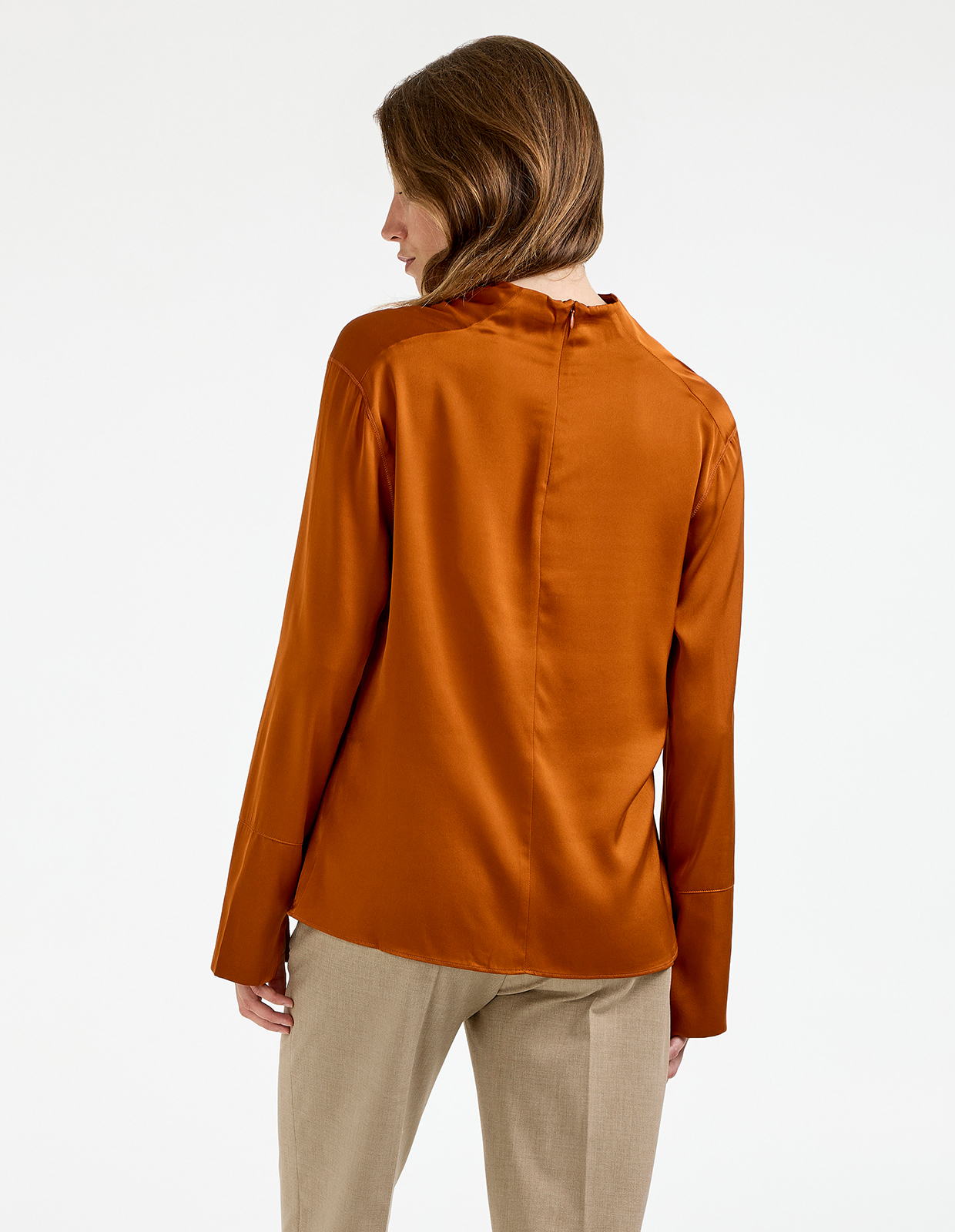Ayumi Blus Siden Rost