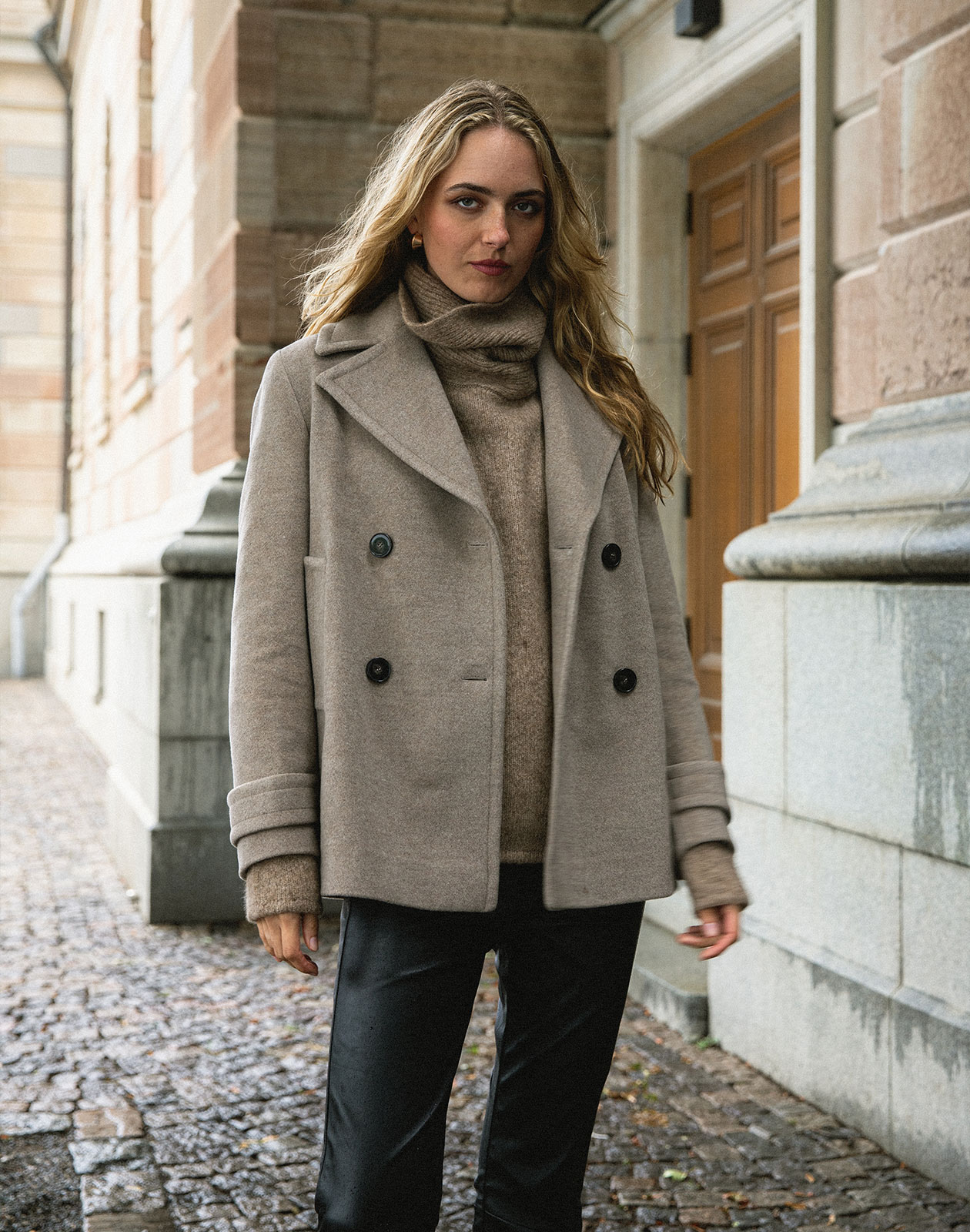 Peacoat Ull/Cashmere Sand