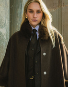 Damini Cape Lammull Mörkbrun One Size