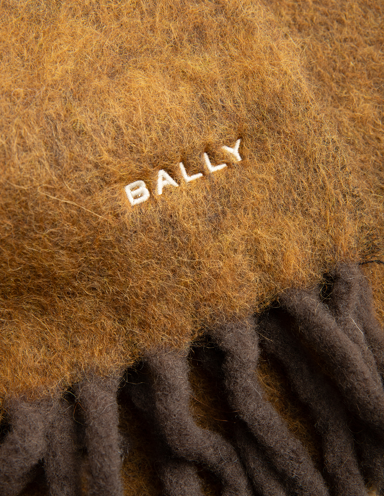 Halsduk Brun/Mörkbrun