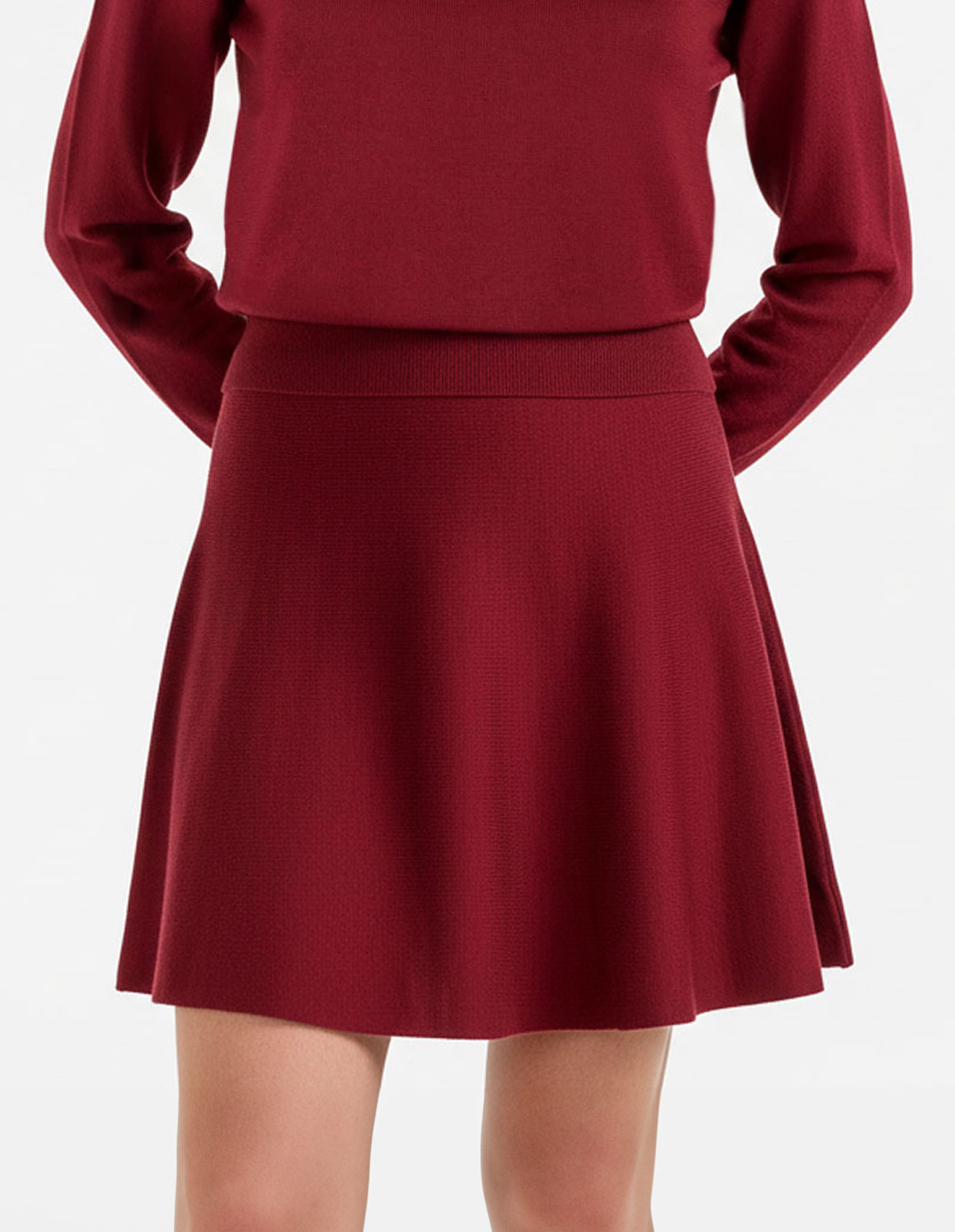 Lina Kjol Merinoull Vinröd