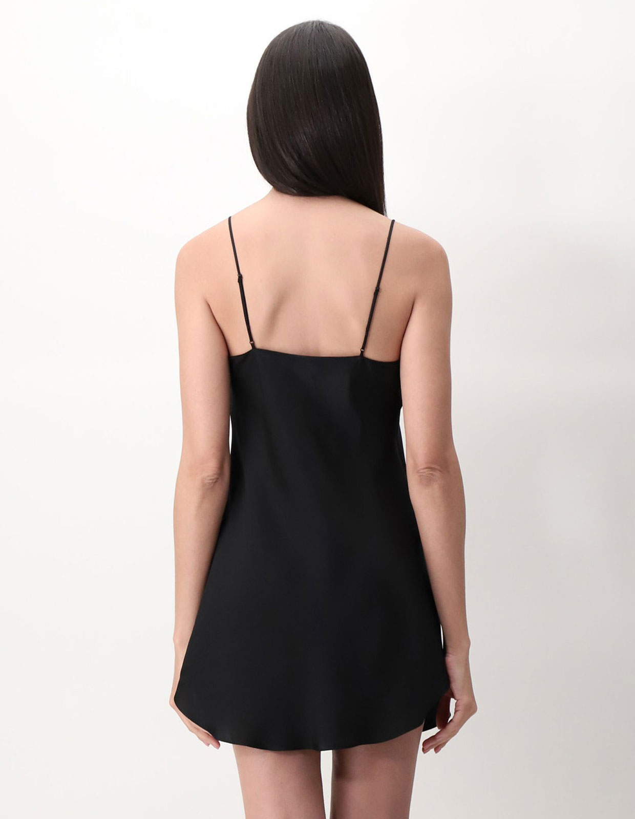 Nattlinne Siden Svart