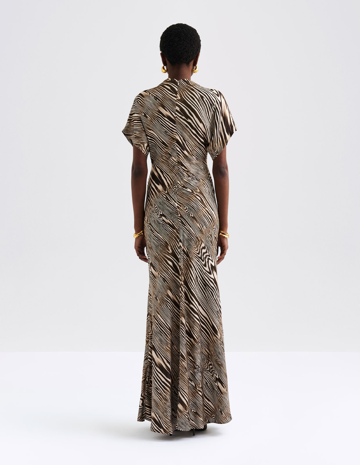 Alivia Maxi Klänning Brun Mönstrad