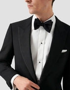 Fluga Siden Oknuten Svart