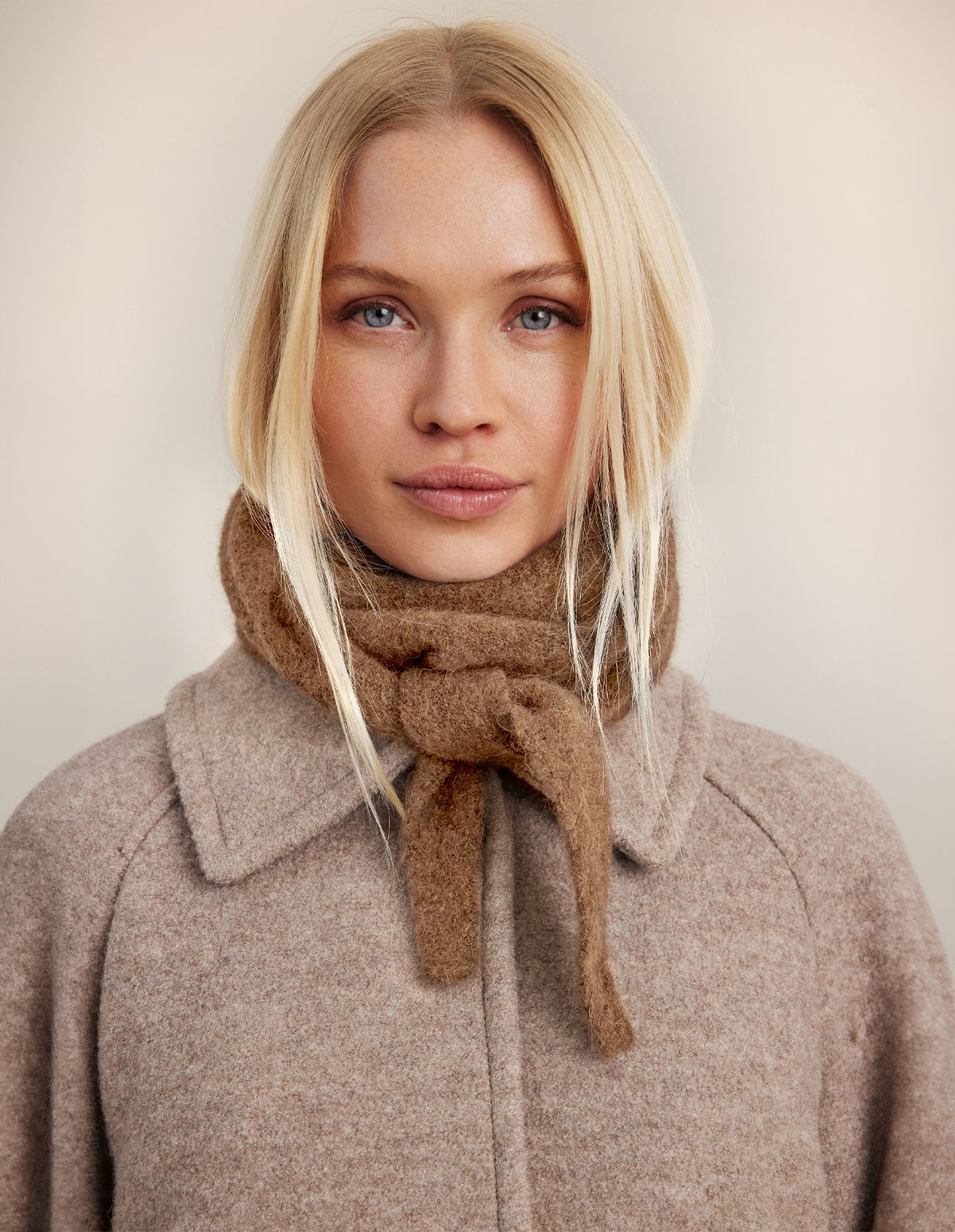 Liv Scarf Beige