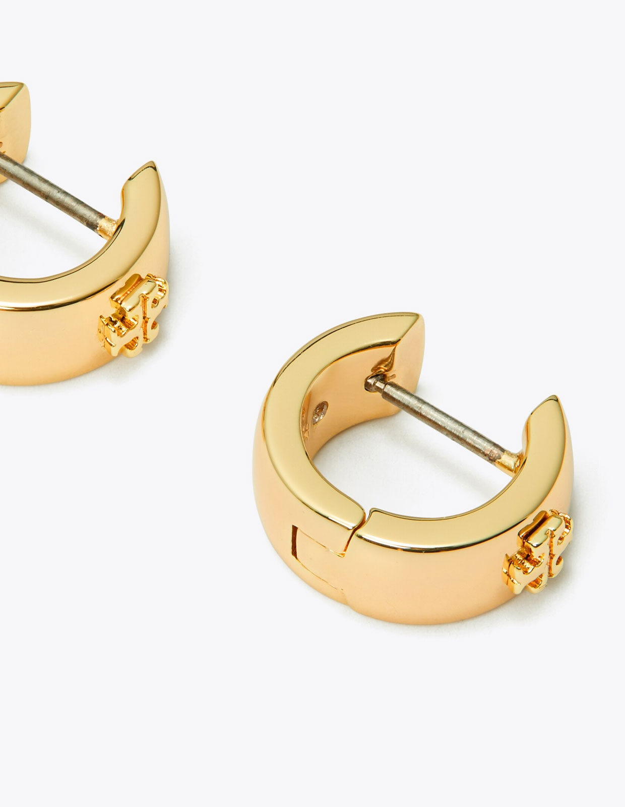 Kira Huggie Örhängen Guld