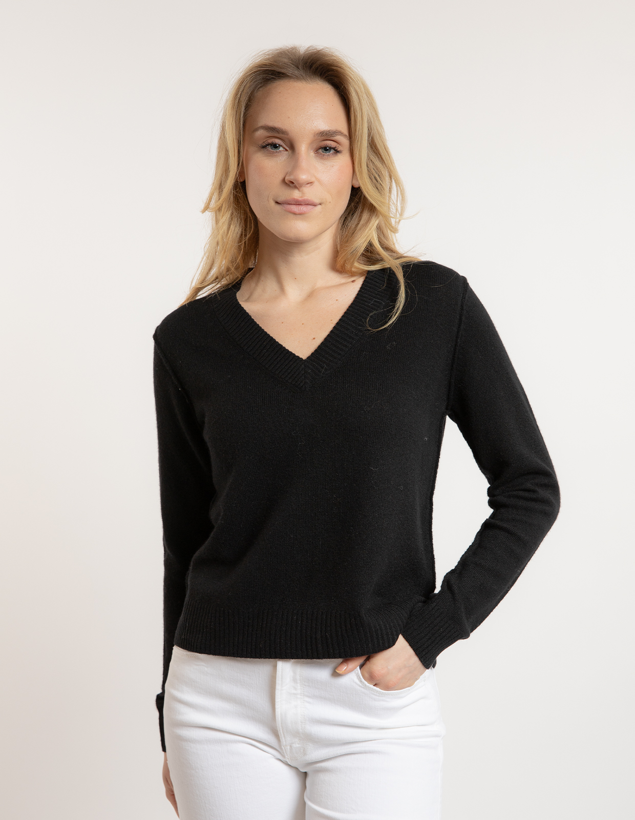 Sol V-Neck Ull/Cashmere Svart
