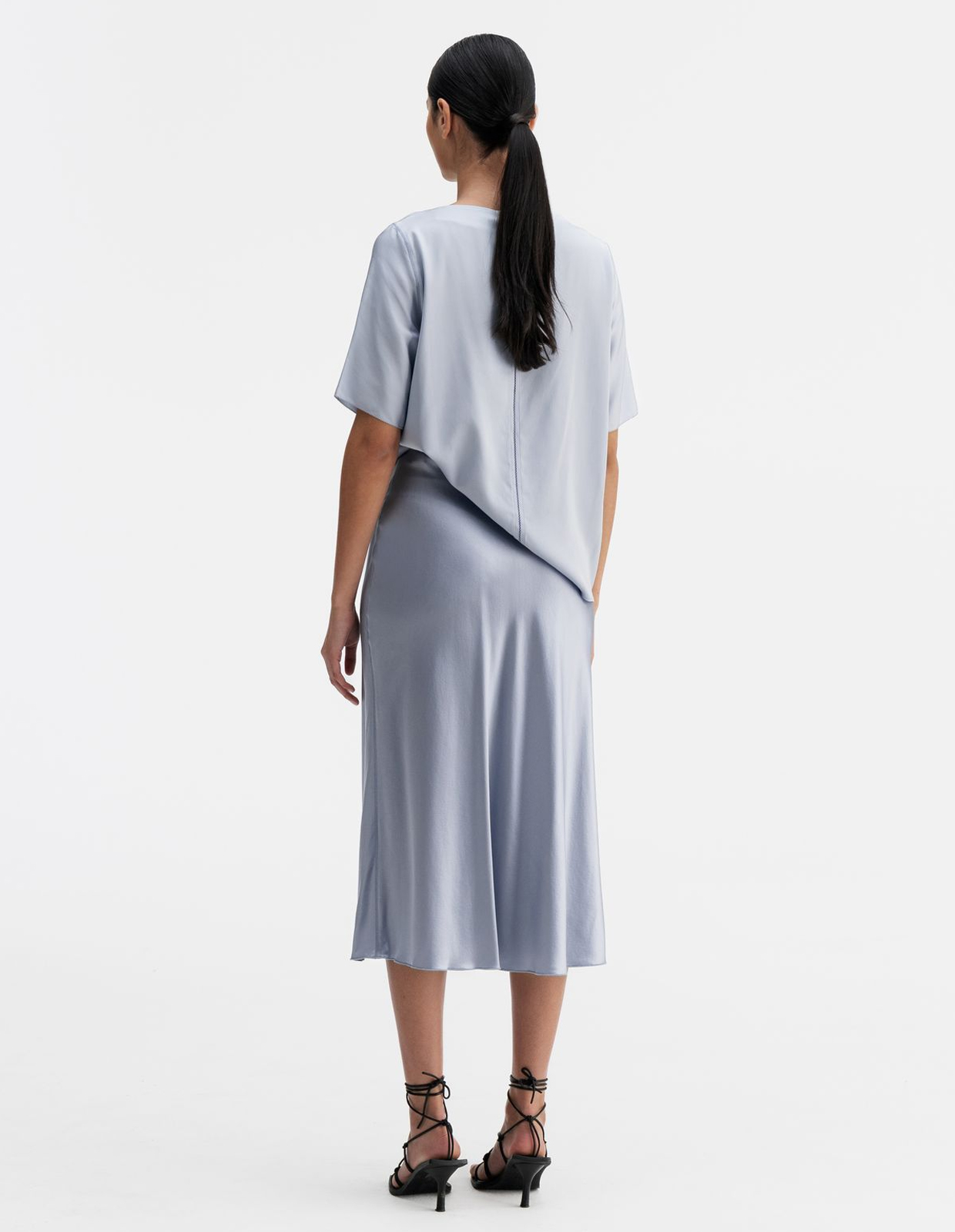 Yoli Blus Siden Ljusblå