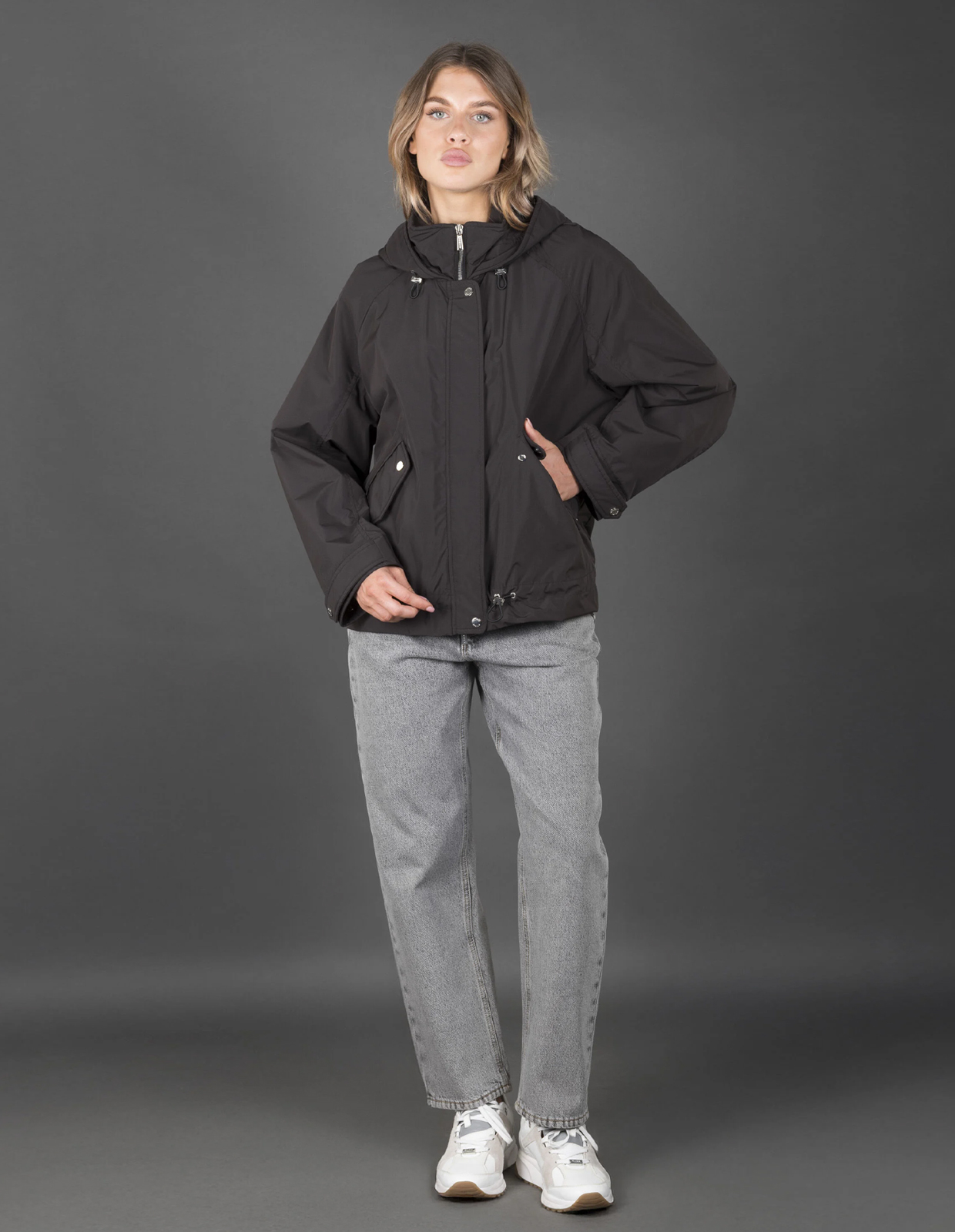Jill Jacka Svart