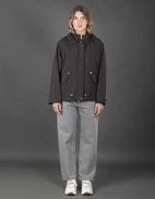 Jill Jacka Svart