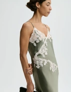 Vera Klänning Mossgrön