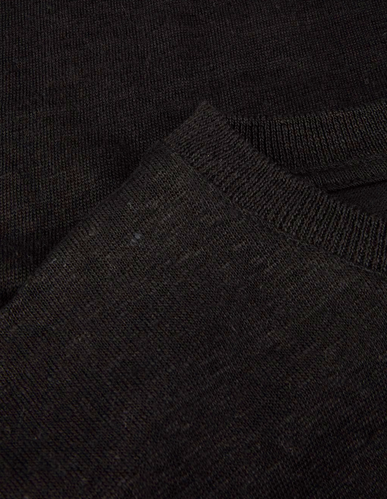 Helmi T-Shirt Svart