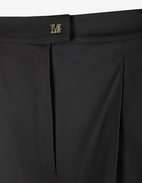 BCHMedeola Shorts Svart